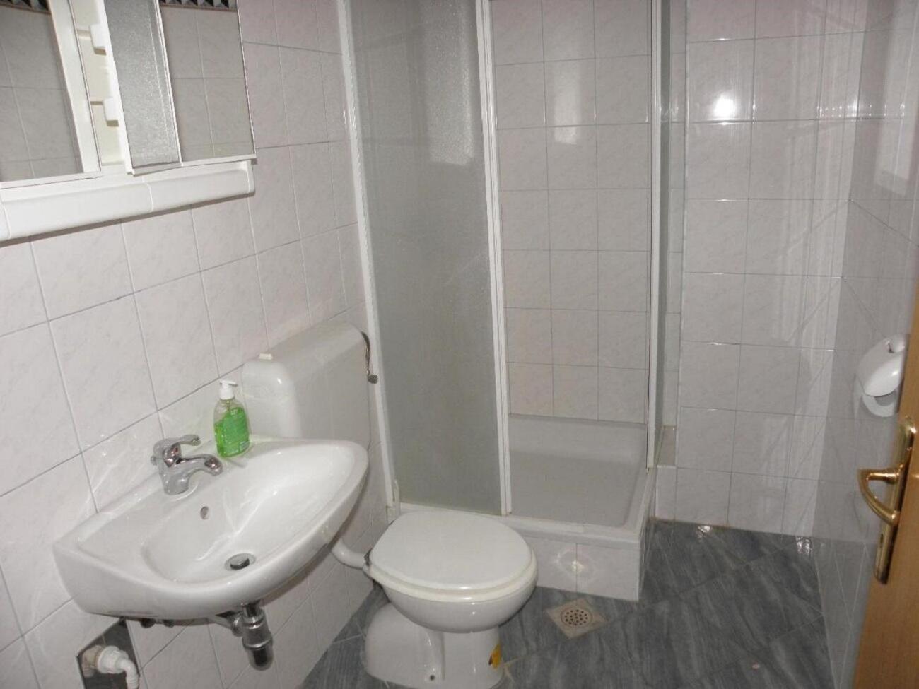 Apartments Vese سفيتي بيتار المظهر الخارجي الصورة